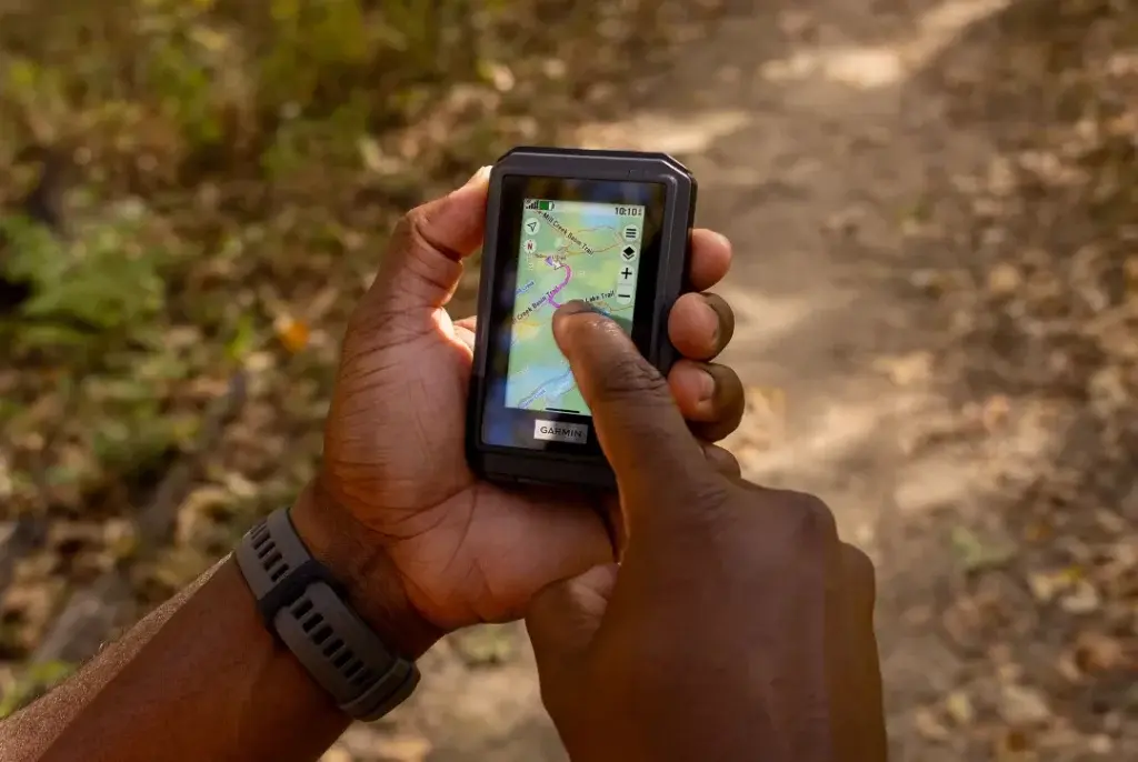 Garmin eTrex Touch: GPS Navigation with a Month-Long Battery